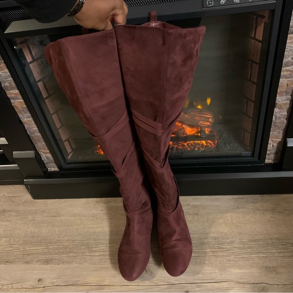 JustFab Over the Knee Boots - Picture 6 of 11